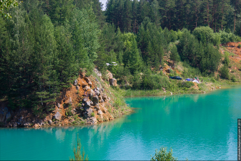 Радоновые озеро под водой