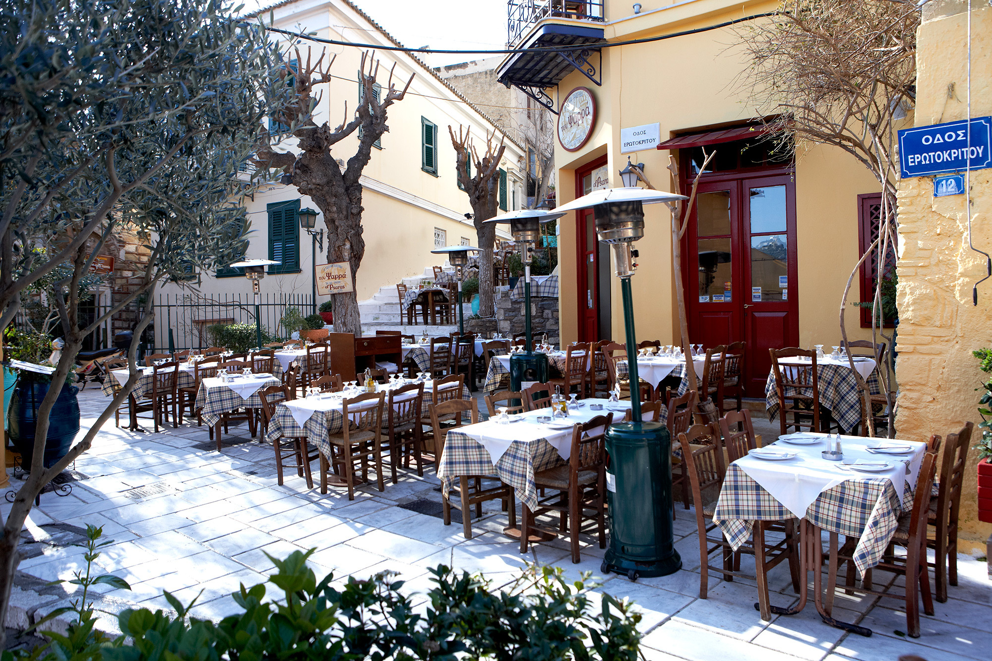 ресторан в афинах