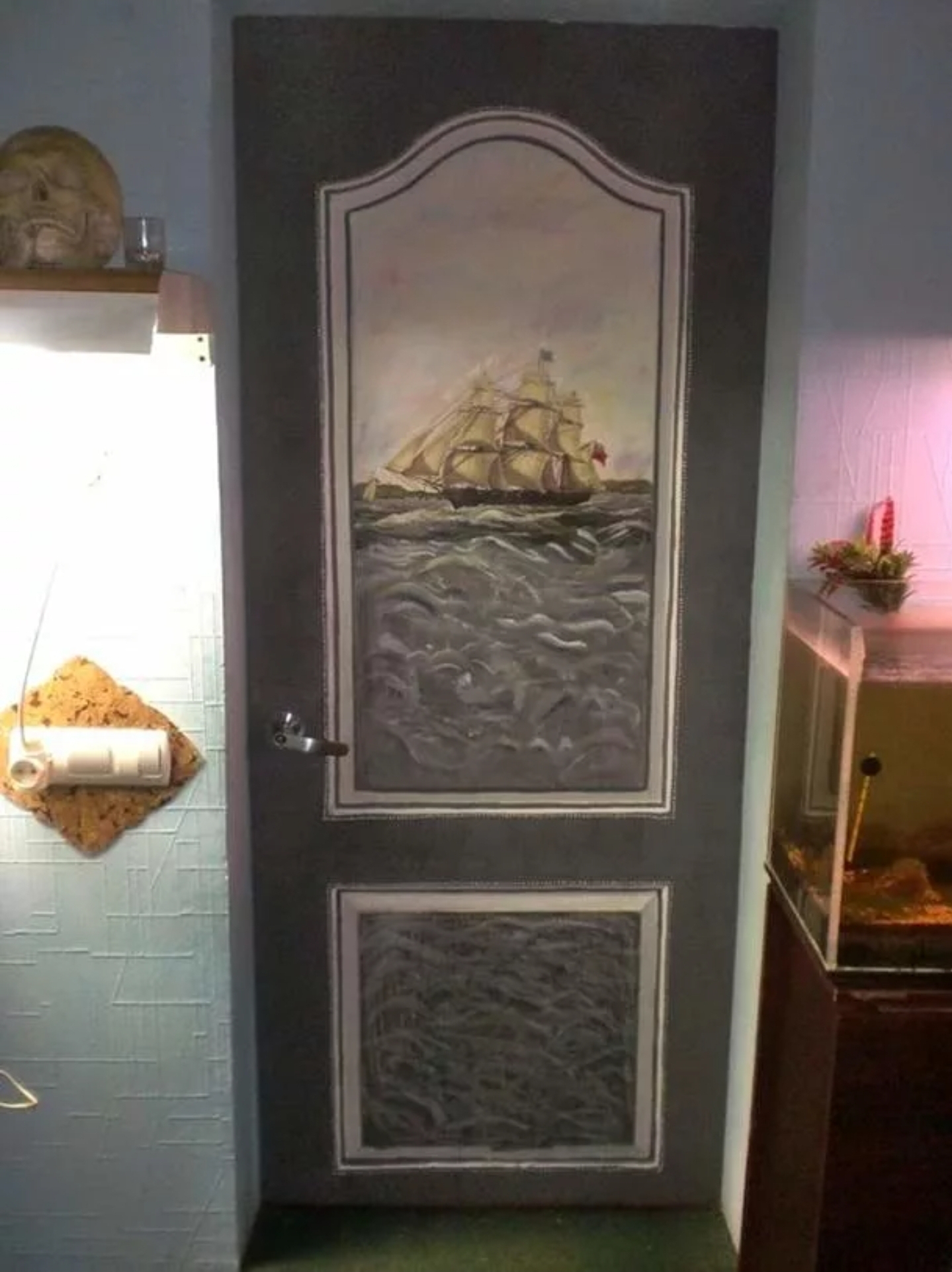 Декор старой двери