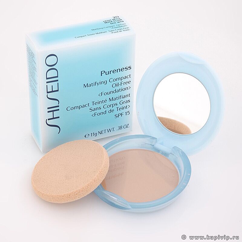 Пудра для лица какая лучше. Shiseido Pureness матирующая компактная пудра 40. Shiseido Pureness Matifying Compact SPF 15. Шисейдо голубая пудра. Компактная пудрашосейдо.