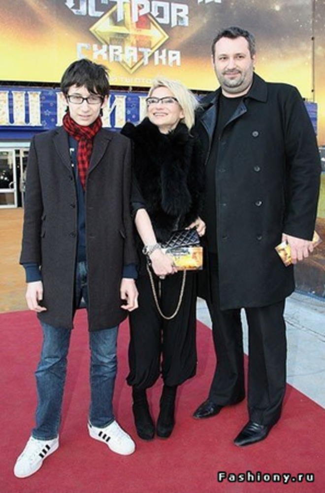 Эвелина хромченко муж и дети фото