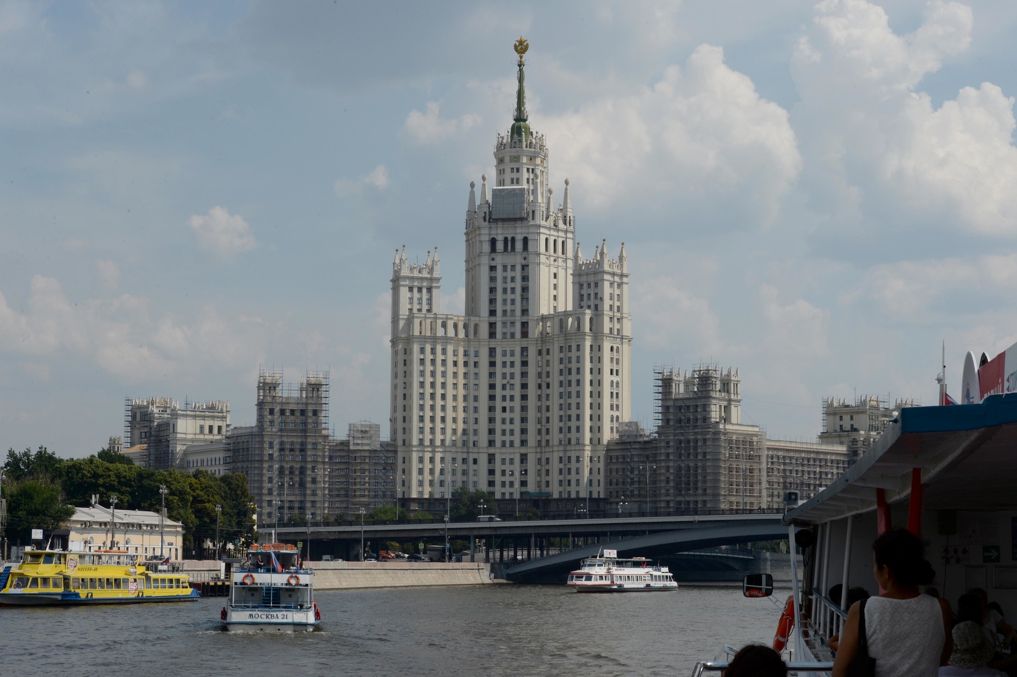 устьинская набережная москва