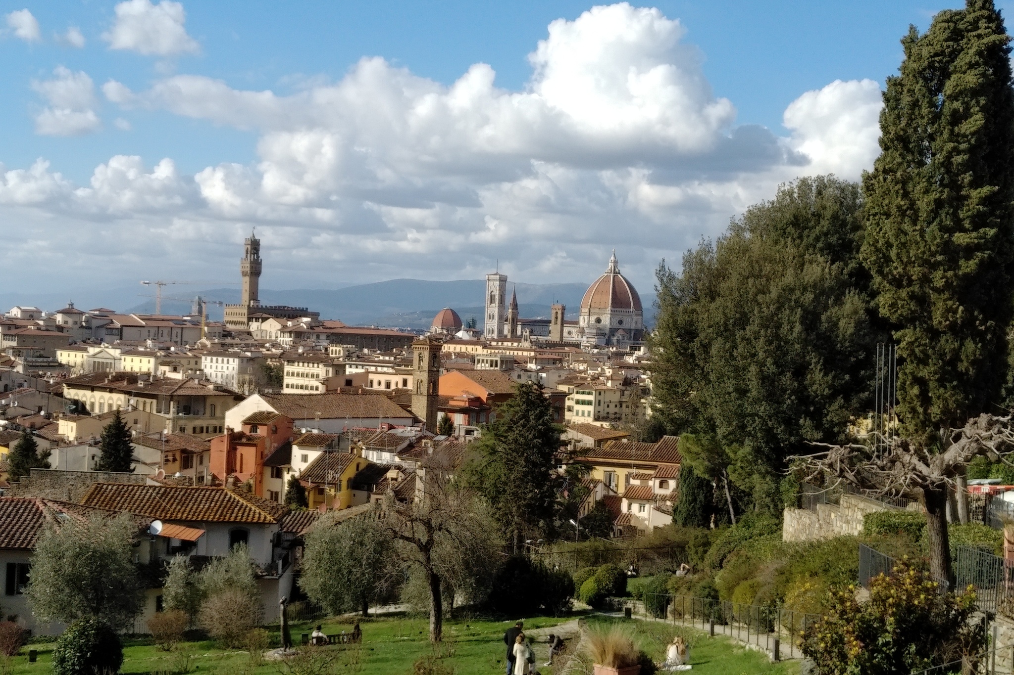 Капрезе-микеланджело, близ ареццо. Город микель. Город микель. Площадь микеланджело флоренция фото. Сан микеле в лукке план.